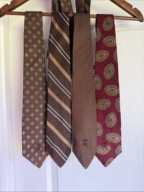 Countess Wara tie Men's Brown and Burgundy Patterned tie bundle